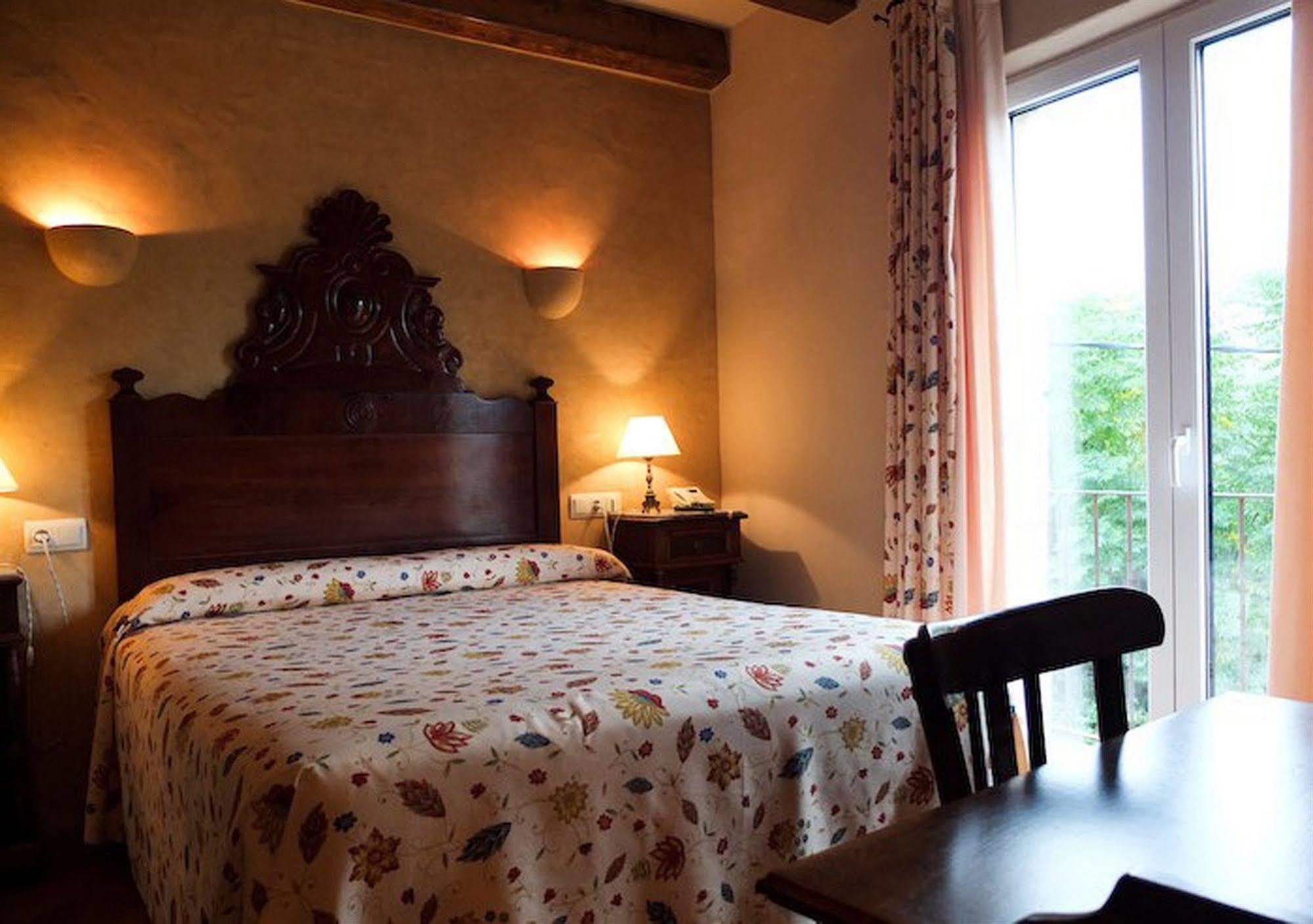 Hotel Sant Feliu Sant Feliu de Boada المظهر الخارجي الصورة
